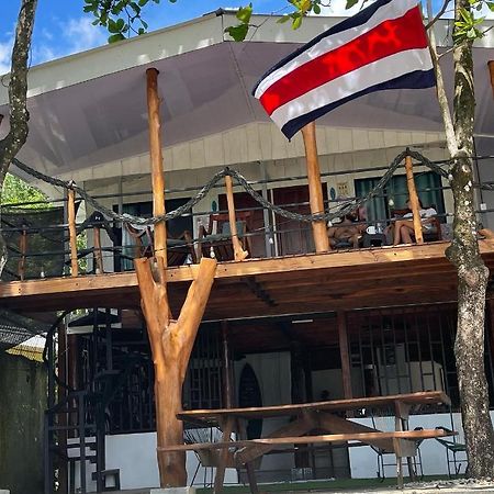 Uvita Pirates Hostel Exterior foto